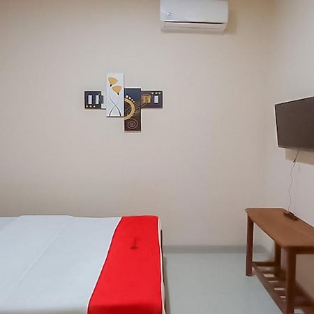 Reddoorz Syariah Near Tugu Lampu Gentur Cianjur Hotel Buitenkant foto