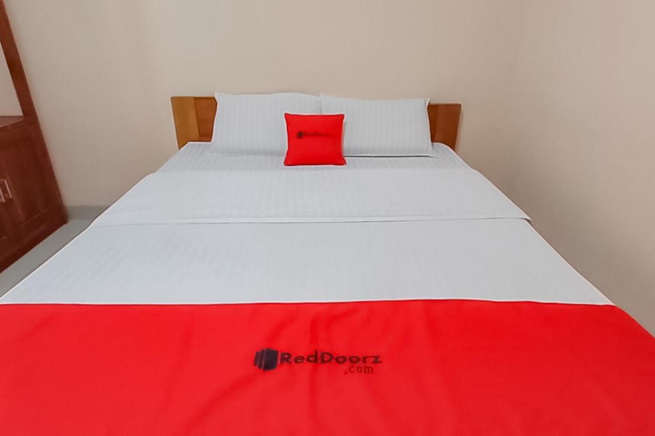 Reddoorz Syariah Near Tugu Lampu Gentur Cianjur Hotel Buitenkant foto